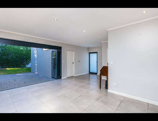3 BEDROOM FREEHOLD FOR SALE IN SAGEWOOD